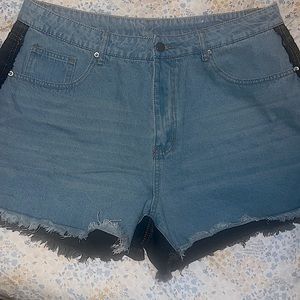 PLUS SIZE SHORTS